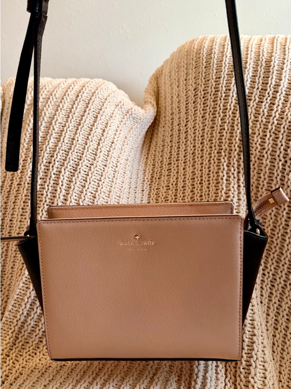 Kate Spade Grand Street Hayden Crossbody Pink Black Colorblock Leather